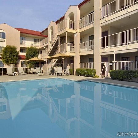 California Inn And Suites, Rancho Cordova Eksteriør billede