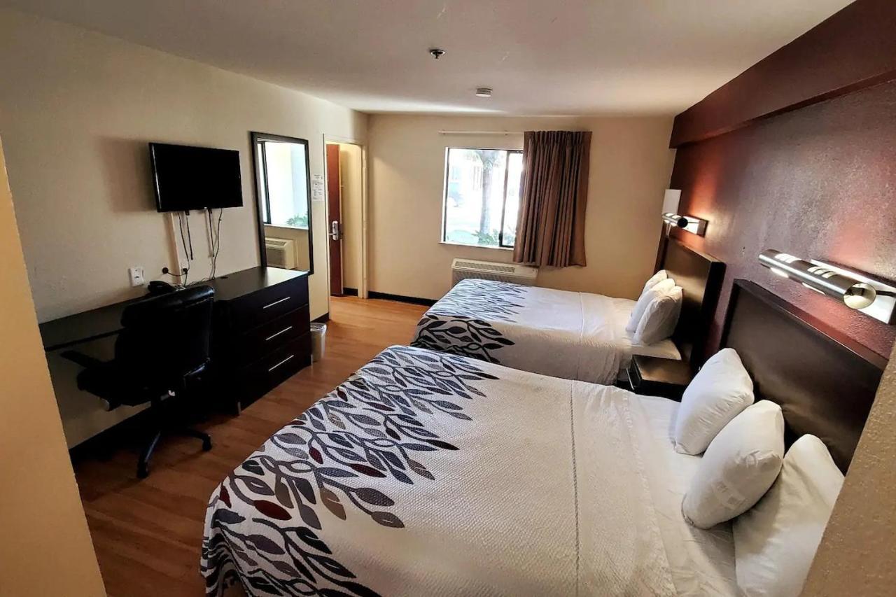 California Inn And Suites, Rancho Cordova Eksteriør billede